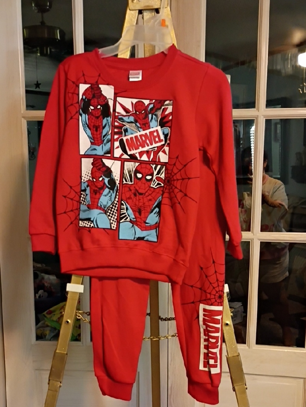 Marvel Red Spider-Man Graphic Sweatshirt & Joggers Set